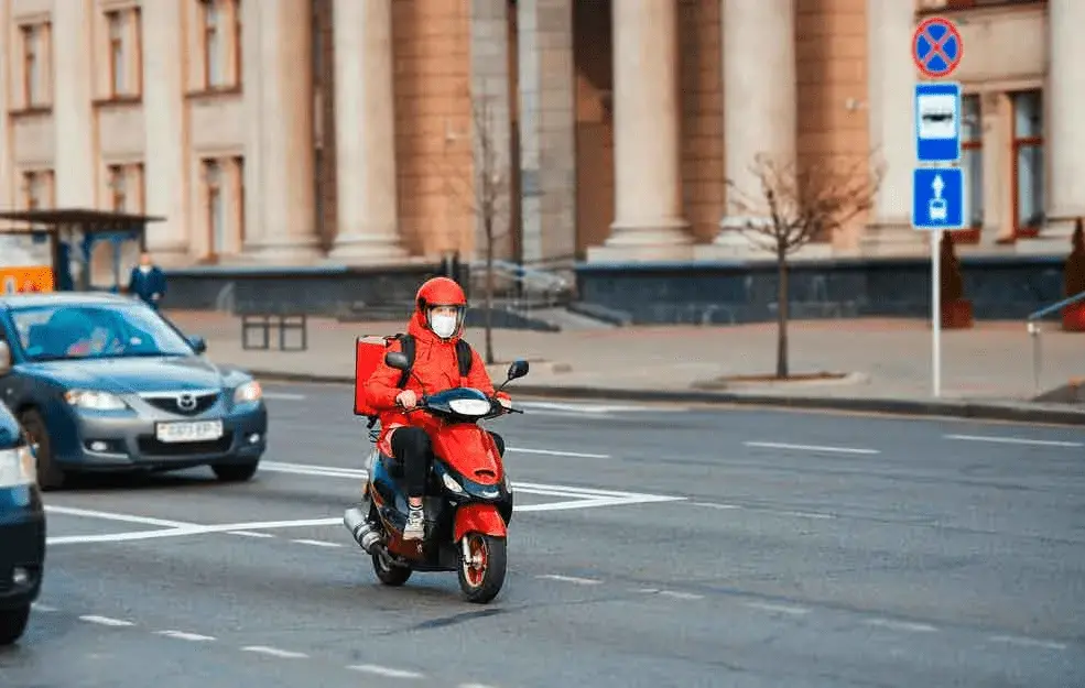 Quais são as motos mais rápidas do mundo? Confira com a Zapay!